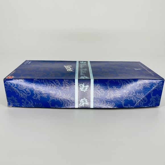 Winter Velvet Avon Exclusive Special Edition Mattel Barbie Doll - NRFB/NIB - Picture 7 of 11